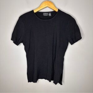 Liz Claiborne petites black scoop neck Tshirt